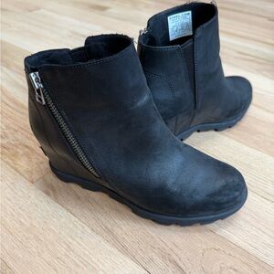 Sorel Joan of Arc Wedge Women's Black Ankle Boots